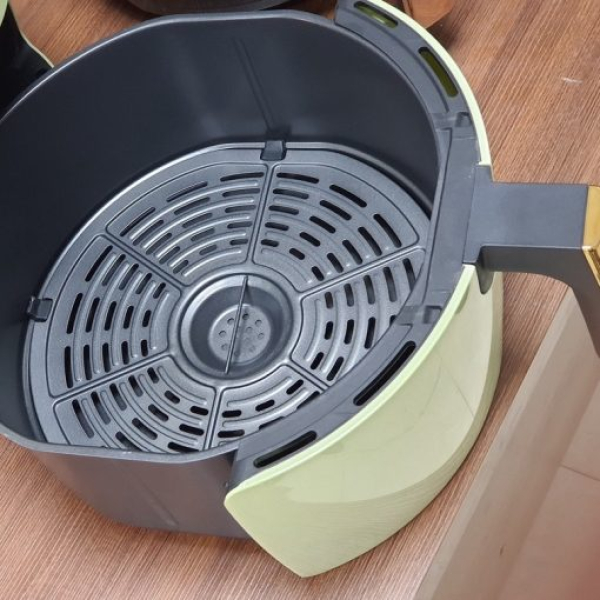 Nồi chiên không dầu Fumak FM2075 7,5L